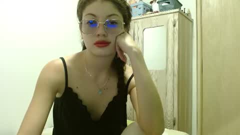 sweetcalm_ online show from 07-19-26, 04:05