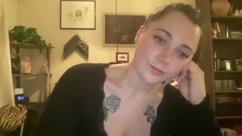 sweetcandy online show from 11-27-25, 05:42