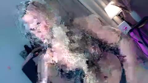 Snapshot of sweetcandylove1 chatting on 11-15-25, 08:49 Candy online show from 11-15-25, 08:49