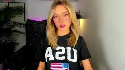 Candy online show from 06-04-26, 05:41