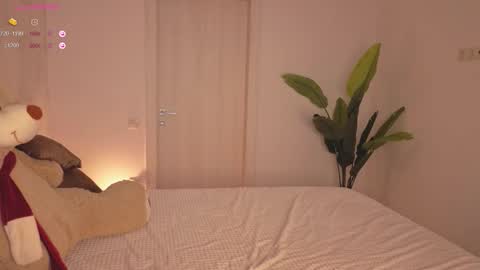 Snapshot of sweetcherryblonde chatting on 10-14-25, 08:48 Barbie online show from 10-14-25, 08:48