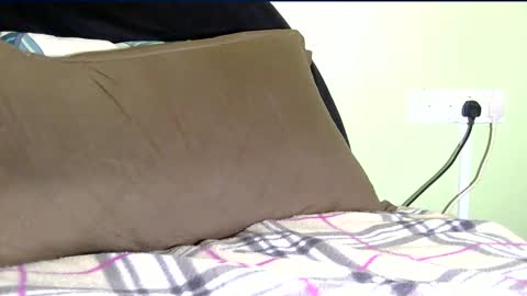 Snapshot of sweetchoclatebabe chatting on 12-14-25, 03:39 choco online show from 12-14-25, 03:39