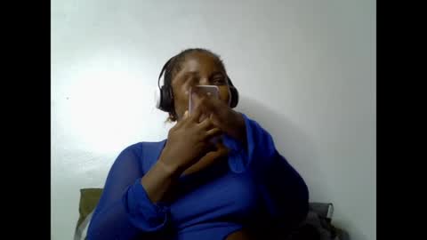 sweetcoochiex online show from 06-12-26, 08:41