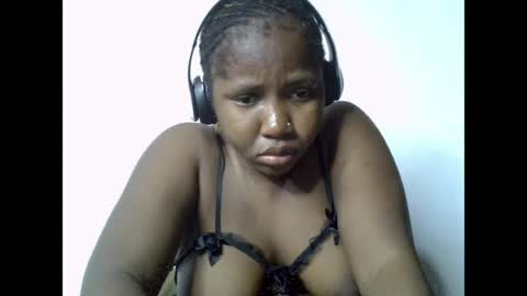 sweetcoochiex online show from 06-24-26, 11:37