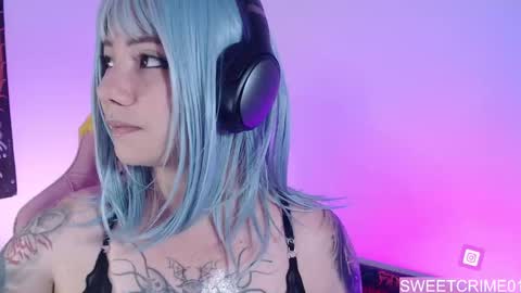 Snapshot of sweetcrime chatting on 09-25-25, 05:00       Independent model online show from 09-25-25, 05:00