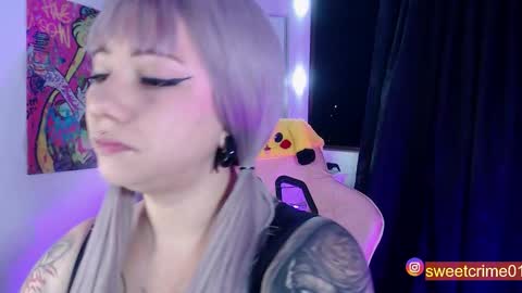       Independent model online show from 10-29-25, 04:26