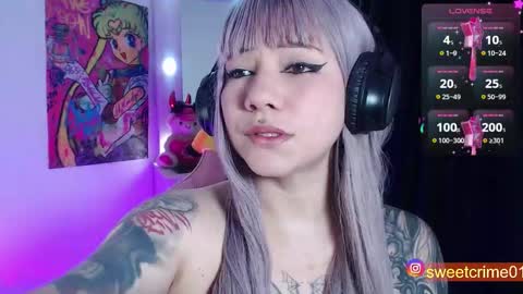       Independent model online show from 11-07-25, 04:56