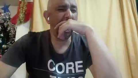 Snapshot of sweetcuervo chatting on 01-04-25, 04:23 sweetcuervo independent model online show from 01-04-25, 04:23