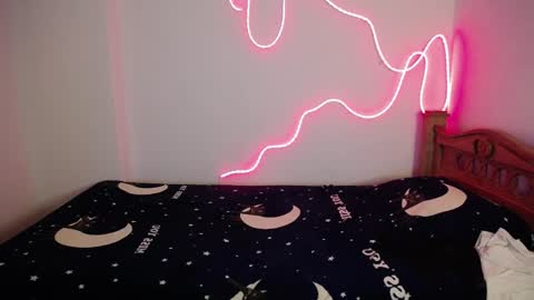 Chris online show from 03-08-26, 02:04