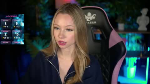 Lina online show from 02-22-26, 08:13