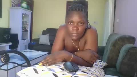 Snapshot of sweetdarkskin chatting on 04-28-26, 07:02 CLARIS online show from 04-28-26, 07:02