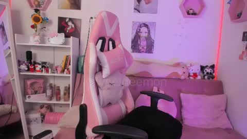 Vernica Help me to reach 80 likes thank you online show from 06-25-26, 05:12