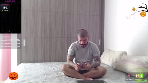 Snapshot of sweetdesires_ chatting on 10-09-25, 02:04         online show from 10-09-25, 02:04