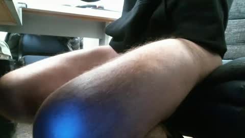 Snapshot of sweetdong chatting on 12-03-24, 04:06 Stick around its a grower online show from 12-03-24, 04:06