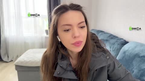 Vicktorious online show from 01-18-25, 11:21