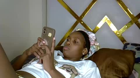 Snapshot of sweetebony123 chatting on 09-26-25, 09:19 sweetebony123 online show from 09-26-25, 09:19