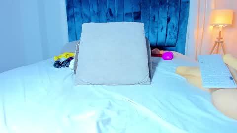 Snapshot of sweetebony_69 chatting on 03-01-25, 02:55 Mia online show from 03-01-25, 02:55