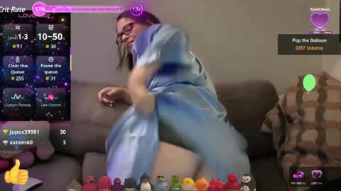 Eileen online show from 03-06-25, 07:03