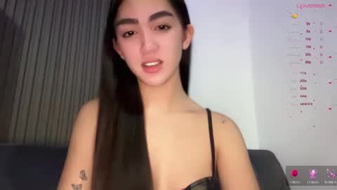 mallow online show from 10-17-25, 10:23