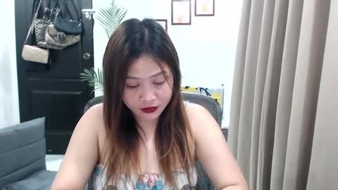 Snapshot of sweetestsmile_ chatting on 01-18-25, 12:46 Khaye online show from 01-18-25, 12:46