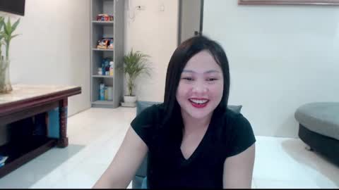 Snapshot of sweetestsmile_ chatting on 03-06-25, 01:16 Khaye online show from 03-06-25, 01:16