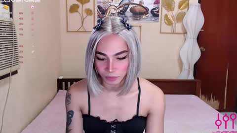 sweetkatniss online show from 10-01-25, 04:40