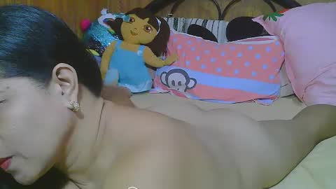 Snapshot of sweeteyes69xx chatting on 06-25-26, 10:42 sweeteyes69xx online show from 06-25-26, 10:42