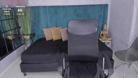 Snapshot of sweetfabianaxl chatting on 07-27-26, 05:42 Fabiana online show from 07-27-26, 05:42
