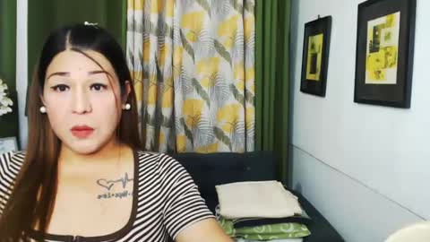 Snapshot of sweetflavor4uxxx chatting on 01-06-25, 12:13 GoddessAira4uTS online show from 01-06-25, 12:13