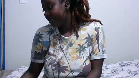 Snapshot of sweetgal11 chatting on 11-05-25, 10:59 sweetgal11 online show from 11-05-25, 10:59