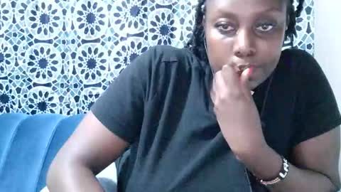 Snapshot of sweetgal11 chatting on 01-16-26, 08:57 sweetgal11 online show from 01-16-26, 08:57