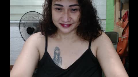 Jean online show from 10-18-25, 03:46