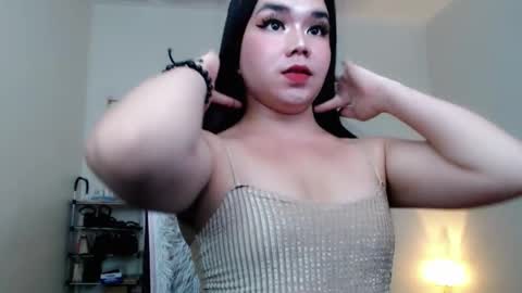 Snapshot of sweetgirl_mayxx chatting on 09-23-25, 06:38 May online show from 09-23-25, 06:38