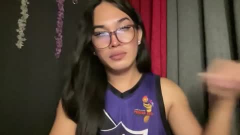 sweetgirl_rhainexxx online show from 03-11-26, 06:25