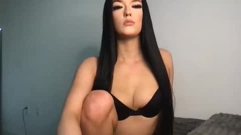 Snapshot of sweetgraciexo chatting on 11-15-25, 10:59 Gracie online show from 11-15-25, 10:59