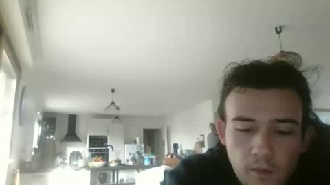 sweetguyss12 online show from 12-22-25, 10:12