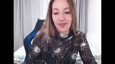 Snapshot of sweetheart_77 chatting on 12-09-24, 02:34 Emma online show from 12-09-24, 02:34