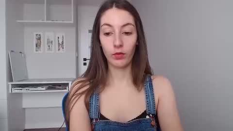 Emma  online show from 11-13-25, 09:19