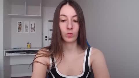 Emma  online show from 02-20-26, 09:54