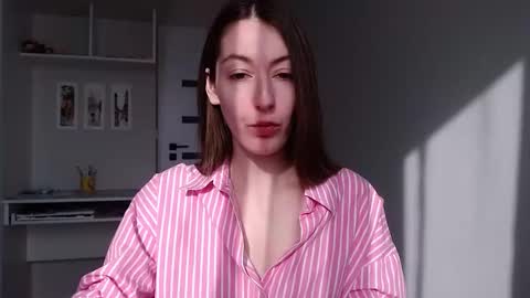 Emma  online show from 03-10-26, 07:57