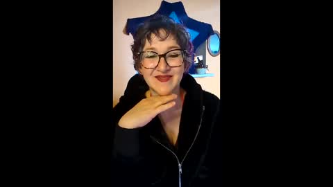 sweethoneypeach online show from 05-29-26, 07:01
