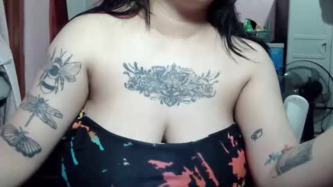 Snapshot of sweethotkisha chatting on 10-06-25, 02:31 sweethotkisha online show from 10-06-25, 02:31