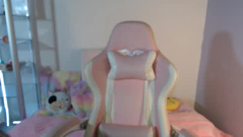                  online show from 11-13-25, 01:04