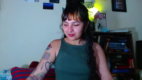 Snapshot of sweetie_maryy chatting on 02-12-25, 04:33 Maria  my insta sweetie maryy   online show from 02-12-25, 04:33