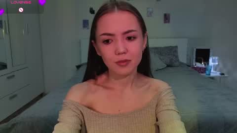 sweetieee_kira online show from 07-23-26, 03:26