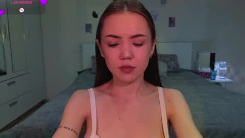 sweetieee_kira online show from 07-27-26, 05:03