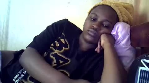 sweetielonglips online show from 02-12-26, 06:52