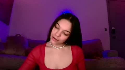 Snapshot of sweetieslikebutter chatting on 02-24-25, 09:41 Blu Sweets online show from 02-24-25, 09:41