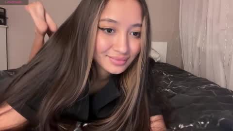 Snapshot of sweetiesoul chatting on 12-21-24, 03:42 sweetiesoul online show from 12-21-24, 03:42