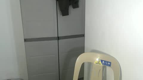 Snapshot of sweetiie_caren chatting on 02-15-26, 04:31 CAREN online show from 02-15-26, 04:31